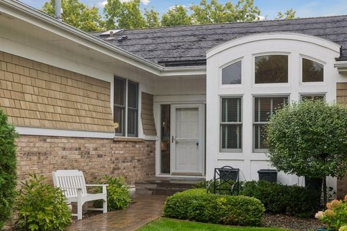 740 Widsten Cir, Wayzata, MN, 55391-1784 | Card Image