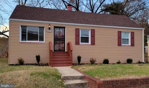 5018 N Englewood Dr, CAPITOL HEIGHTS, MD, 20743-1201 | Card Image