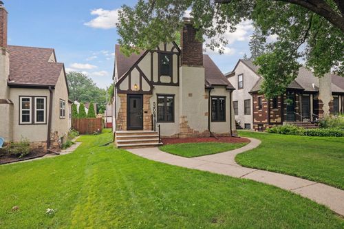5209 Park Ave, Minneapolis, MN, 55417-1717 | Card Image