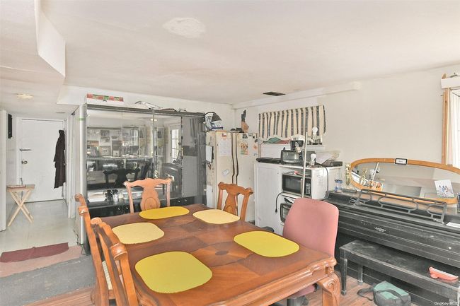 5 Weymouth St, House other with 4 bedrooms, 2 bathrooms and null parking in Dix Hills NY | Image 14