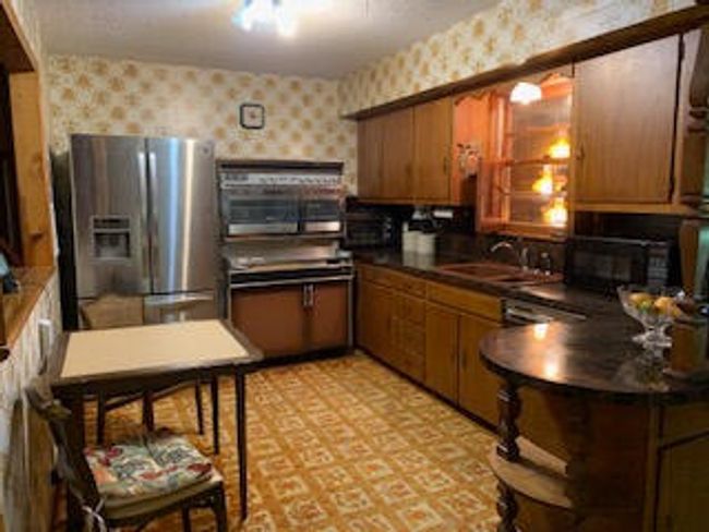 1809 W 19 Th St, House other with 4 bedrooms, 3 bathrooms and null parking in Plainview TX | Image 5