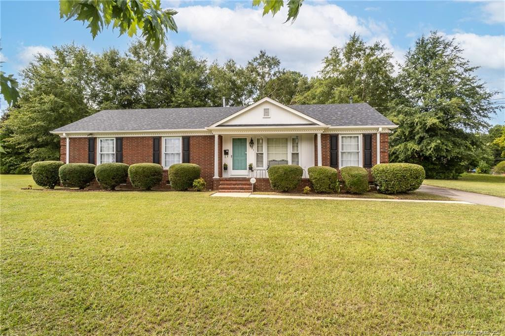 Hewitt Dr, Fayetteville, NC 28311