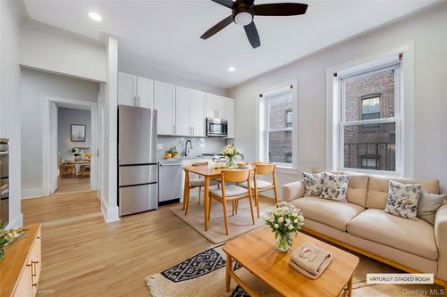 3e-45 43rd St, Sunnyside, NY, 11104 | Card Image
