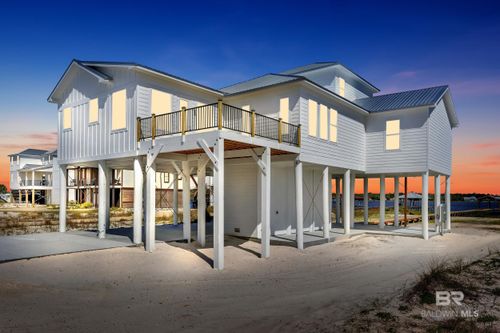2270 W Beach Blvd, Gulf Shores, AL, 36542-6018 | Card Image