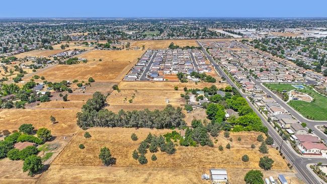 8798 Caselman Rd, House other with 3 bedrooms, 3 bathrooms and null parking in Sacramento CA | Image 24