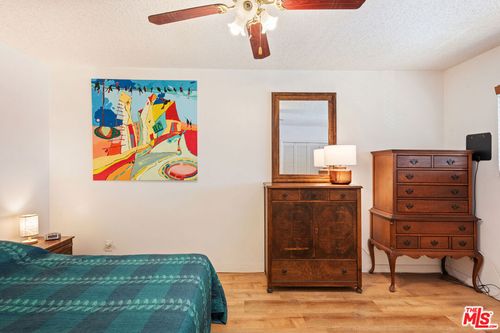 157-4633 Marine Ave, Manhattan Beach, CA, 90266-4426 | Card Image