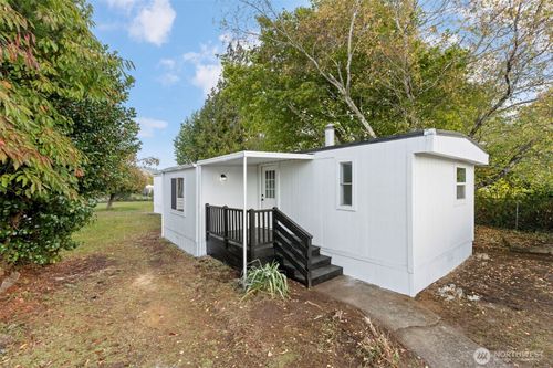 254 Ho Hum Ln, Aberdeen, WA, 98520-8533 | Card Image