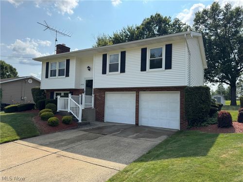 2370 Oak Trace St, Youngstown, OH, 44515-4921 | Card Image
