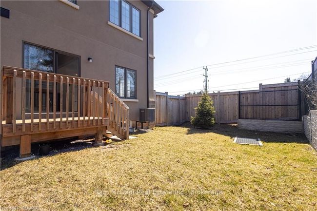 1 - 515 Garner Rd W, House attached with 3 bedrooms, 2 bathrooms and 1 parking in Ancaster ON | Image 29
