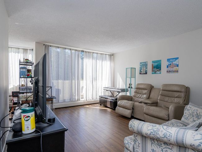 402 - 4105 Maywood Street, Condo with 2 bedrooms, 2 bathrooms and 1 parking in Burnaby BC | Image 7