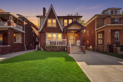 12156 Monica St, Detroit, MI, 48204-5303 | Card Image