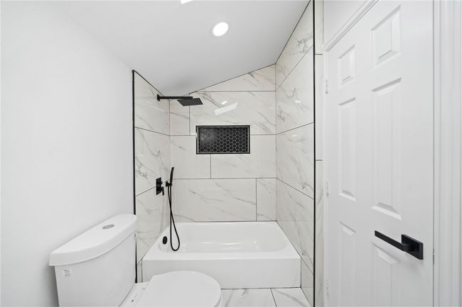 8026 Gribble St, House other with 5 bedrooms, 3 bathrooms and 4 parking in San Diego CA | Image 24
