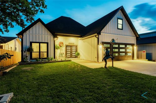 109 Autumn Wood Trl, Gun Barrel City, TX, 75156-4201 | Card Image