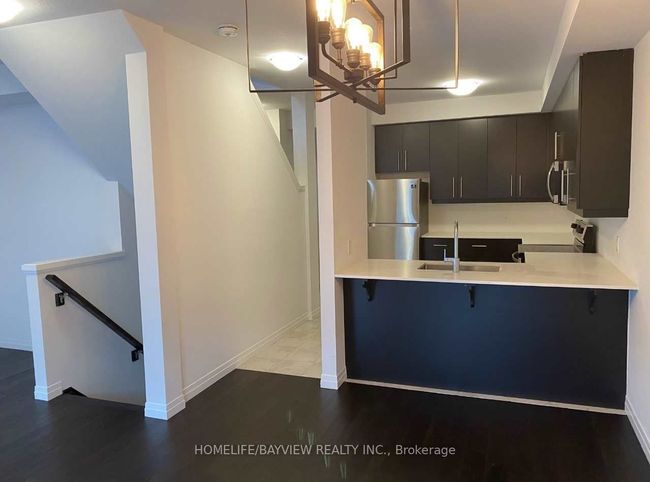 84 - 30 Times Square Blvd, House attached with 3 bedrooms, 3 bathrooms and 1 parking in Hamilton ON | Image 11