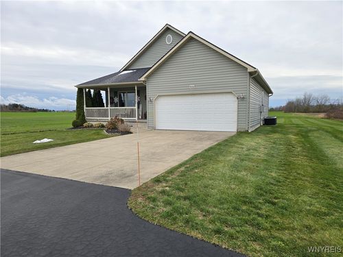 5830 Diller Rd, Sanborn, NY, 14132-9408 | Card Image