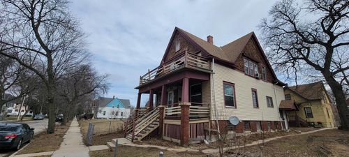 lower-upper-a-3154 N 12th Street, Milwaukee, WI, 53206 | Card Image