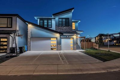 1 Rock Lake Pt Nw, House detached with 4 bedrooms, 3 bathrooms and 6 parking in Calgary AB | Image 1