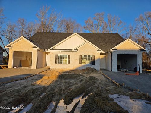 a-2004 Dartford Dr, Greenville, NC, 27834-2572 | Card Image