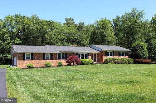 4035 Ravine Dr, White Plains, MD, 20695-3302 | Card Image
