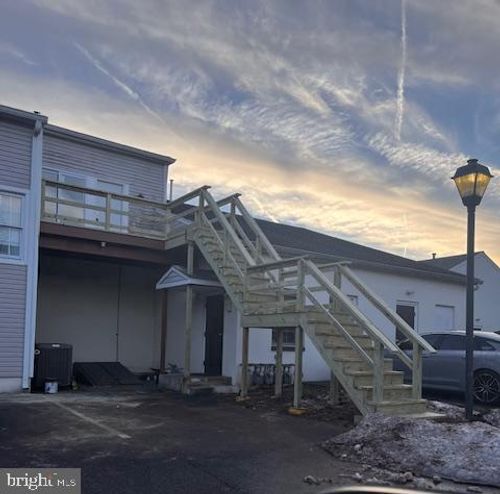 unit-e-3801 Skippack Pike, SKIPPACK, PA, 19474-2085 | Card Image