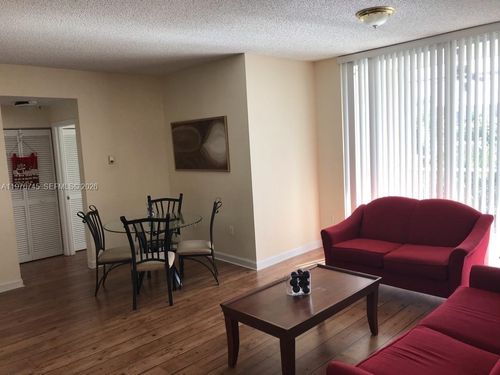 apt-421-9755 52nd St, Doral, FL, 33178-2076 | Card Image