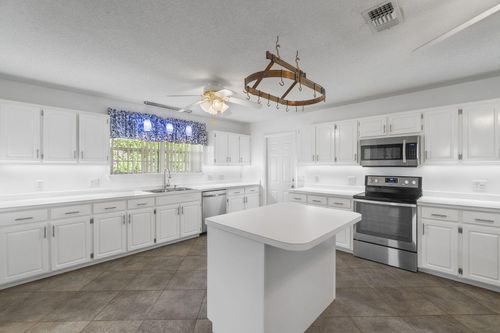 2365 Tumbleweed Dr, Navarre, FL, 32566-7835 | Card Image