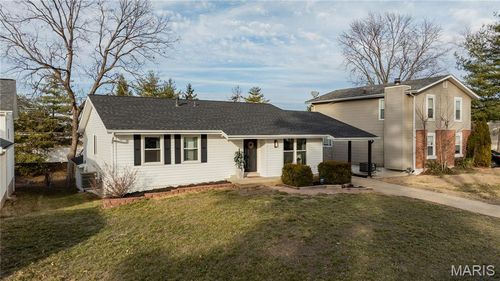 10 Four Winds Dr, Saint Peters, MO, 63376-1125 | Card Image