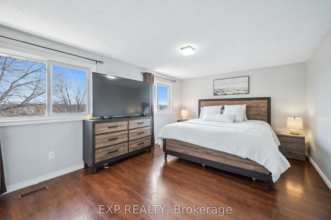 116 Dinison Cres, House attached with 3 bedrooms, 2 bathrooms and 3 parking in Kitchener ON | Image 14