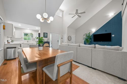 unit-b-305 Mcgregor Dr, Chapel Hill, NC, 27514-5157 | Card Image