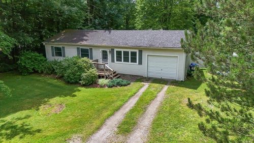 144 Woodcrest Cir, Milton, VT, 05468-3707 | Card Image