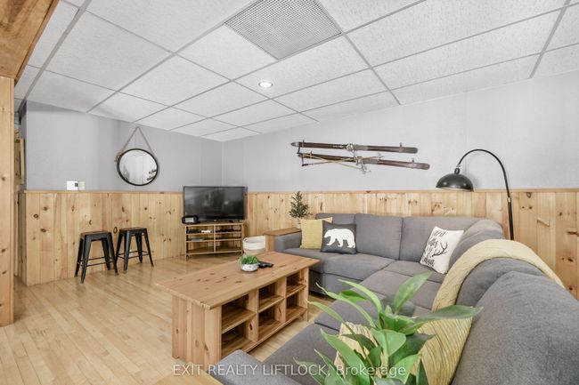 3428 County Rd 620, House other with 2 bedrooms, 1 bathrooms and 10 parking in Apsley ON | Image 28