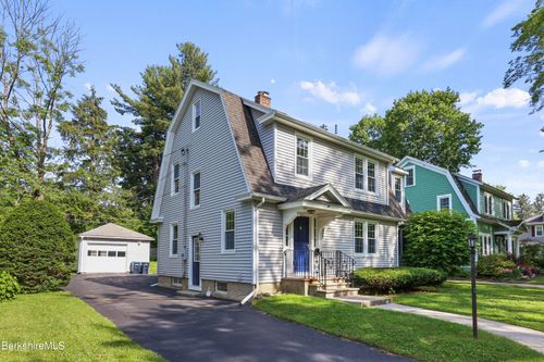111 Northumberland Rd, Pittsfield, MA, 01201-7019 | Card Image