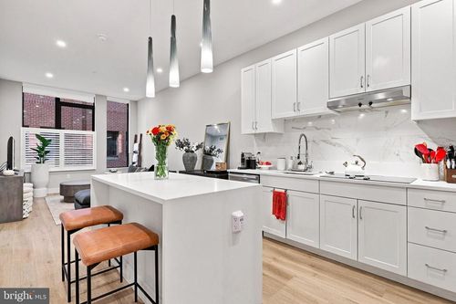 217-801 N Fairfax St, ALEXANDRIA, VA, 22314-1702 | Card Image