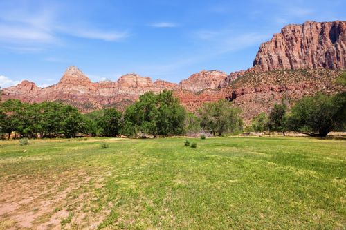 1 Park Ln, Springdale, UT, 84767-7705 | Card Image