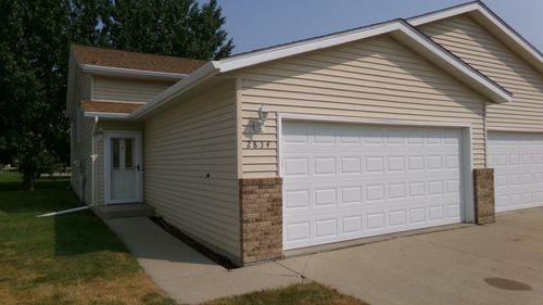 2834 Dakota Park Cir S, Fargo, ND, 58104-5171 | Card Image