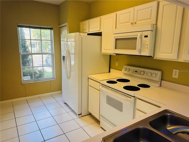 1212 Kennewick Ct, Townhouse with 2 bedrooms, 3 bathrooms and null parking in WESLEY CHAPEL FL | Image 6