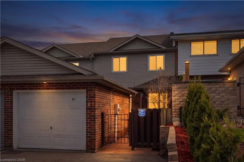 87 Ralgreen Cres, Kitchener, ON, N2M1V1 | Card Image