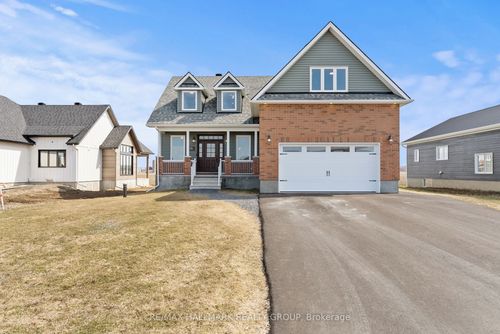 71 Cayer St, St Albert, ON, K0A3C0 | Card Image