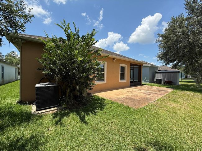 2815 Moonstone Bnd, House other with 3 bedrooms, 2 bathrooms and null parking in KISSIMMEE FL | Image 25