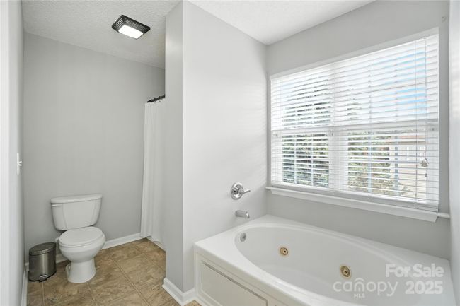 2105 Pinnacle View Dr, House other with 3 bedrooms, 3 bathrooms and null parking in Kings Mountain NC | Image 25
