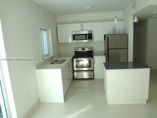 unit-102-6891 Bay Dr, Miami Beach, FL, 33141-5400 | Card Image