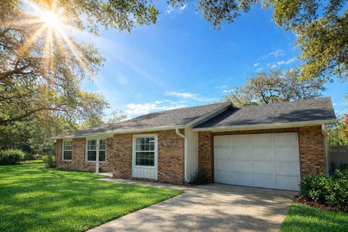 700 Swarthmore Dr, DELAND, FL, 32724-8445 | Card Image