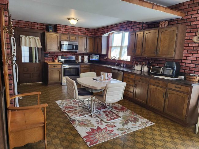 426 N Line St, House other with 3 bedrooms, 1 bathrooms and null parking in Churubusco IN | Image 21