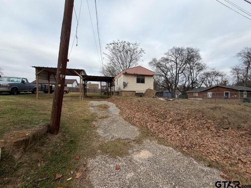 205 Barker, Athens, TX, 75751 | Card Image