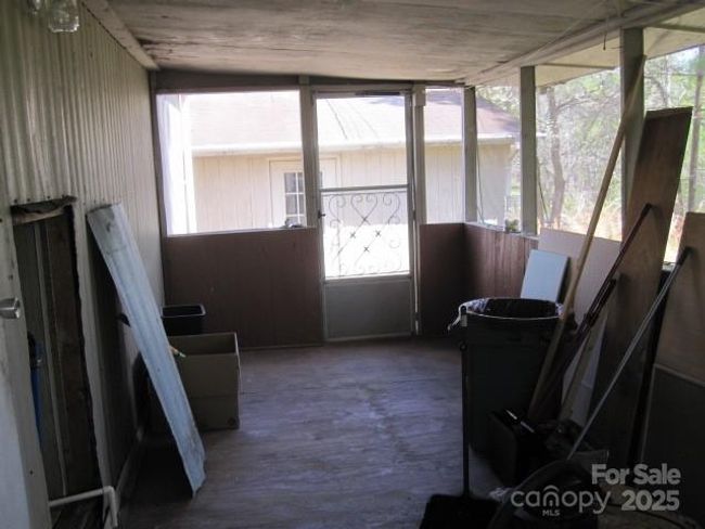 Screened porch has great potential, needs some work! | Image 25