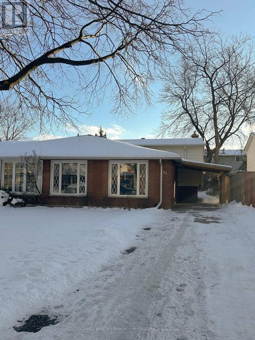 17 Rosanne Crescent, Hamilton (Berrisfield), ON, L8T2T8 | Card Image