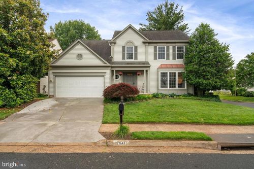 9341 Amaryllis Ave, MANASSAS, VA, 20110-6654 | Card Image