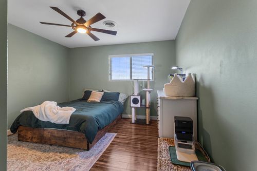 0-1901 Blackthorn Dr, Champaign, IL, 61821-6367 | Card Image