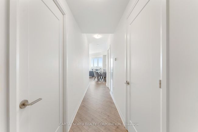 1718 - 9000 Jane St, Condo with 2 bedrooms, 2 bathrooms and 1 parking in Concord ON | Image 5