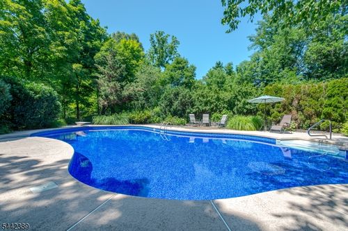 46 Westbury Ct, Skillman, NJ, 08558-1726 | Card Image